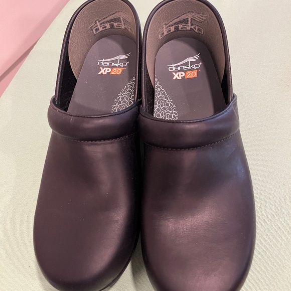 Dansko Shoes - Dansko XP 2.0 NEW